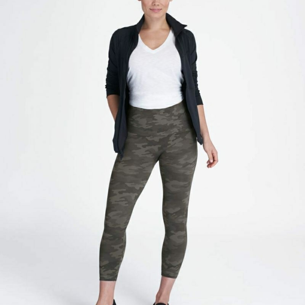Spanx- Look at me now seamless leggings